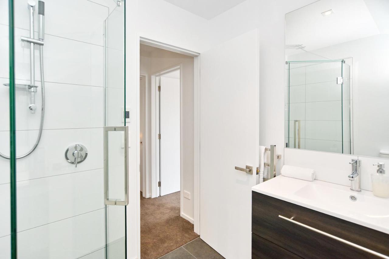 Salisbury Style - Modern City Apartment - Christchurch Holiday Homes ภายนอก รูปภาพ