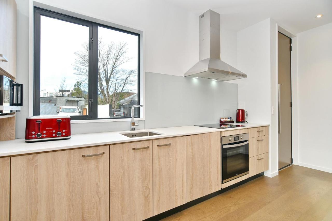 Salisbury Style - Modern City Apartment - Christchurch Holiday Homes ภายนอก รูปภาพ