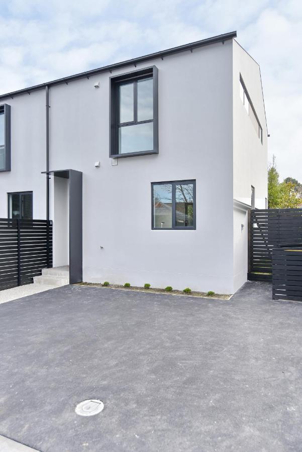 Salisbury Style - Modern City Apartment - Christchurch Holiday Homes ภายนอก รูปภาพ
